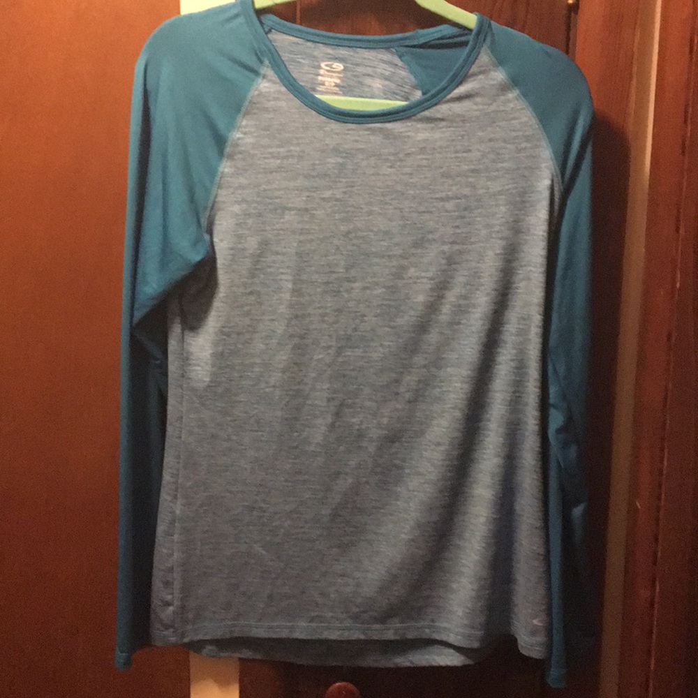 LAST CHANCE Blue baseball style workout shirt